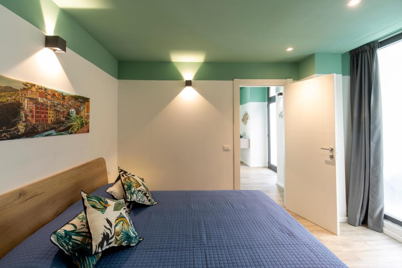 Twoways5Terre Hotel La Spezia Bagian luar foto