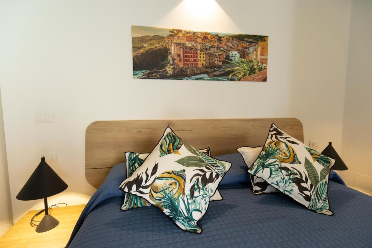Twoways5Terre Hotel La Spezia Bagian luar foto